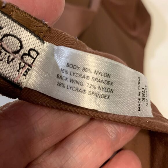 Victoria's Secret Size 38 D "Body by Victoria Ipex brown lightly padded bra - Picture 7 of 8